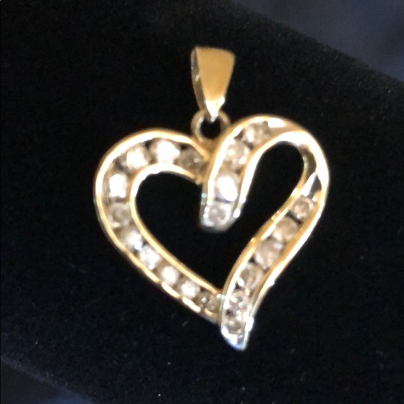 🎉HP🎉Genuine Diamonds set in 10K Gold - Picture 2 of 7